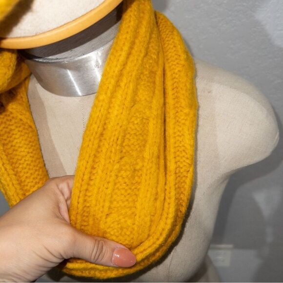 Old Navy Mustard Yellow Knit Infinity Scarf - Picture 2 of 3